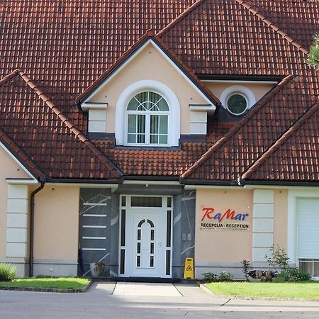 Apartmaji In Sobe Ramar Straza Extérieur photo
