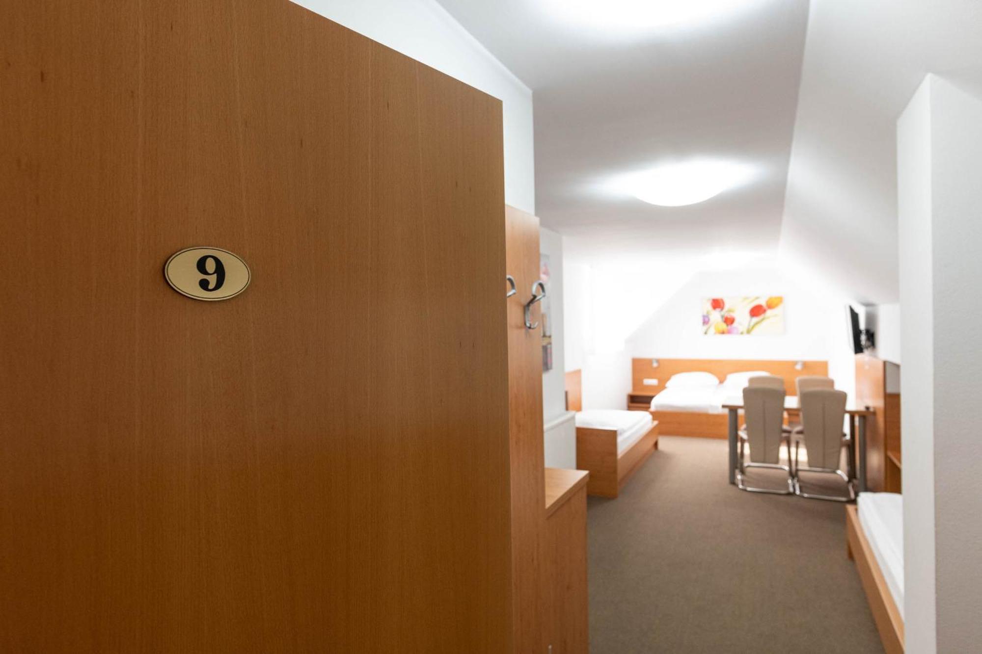 Apartmaji In Sobe Ramar Straza Extérieur photo