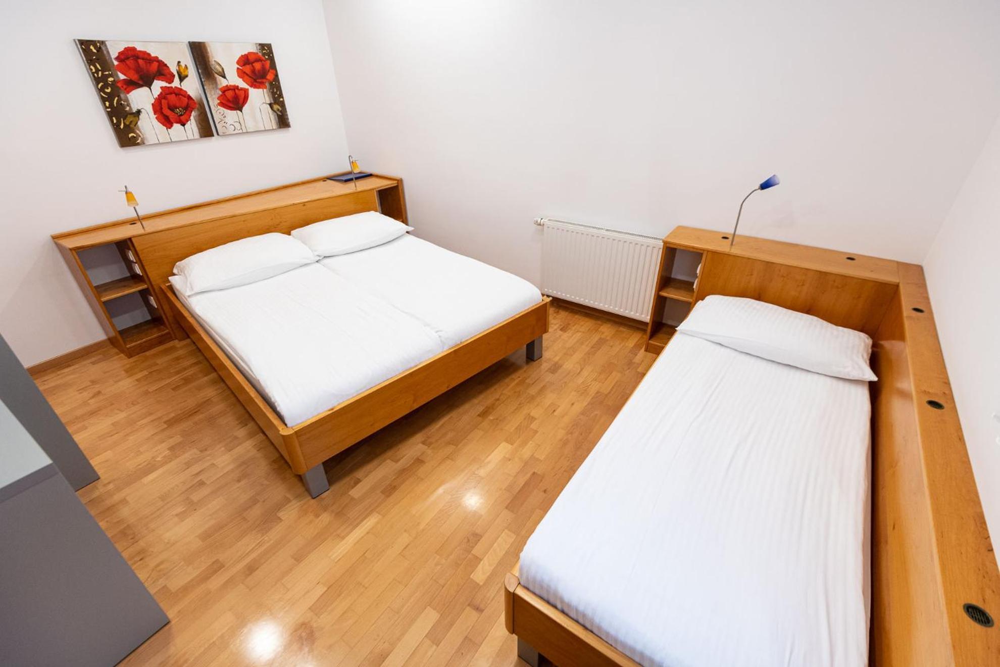 Apartmaji In Sobe Ramar Straza Extérieur photo